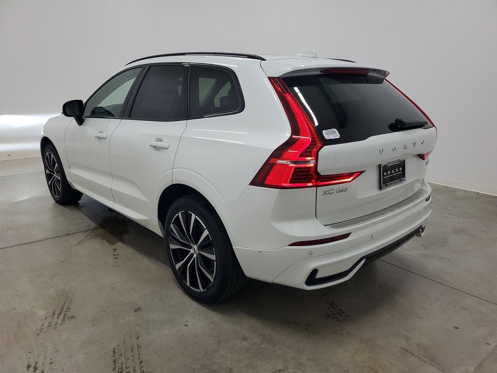 2025 Volvo XC60 B5 Plus