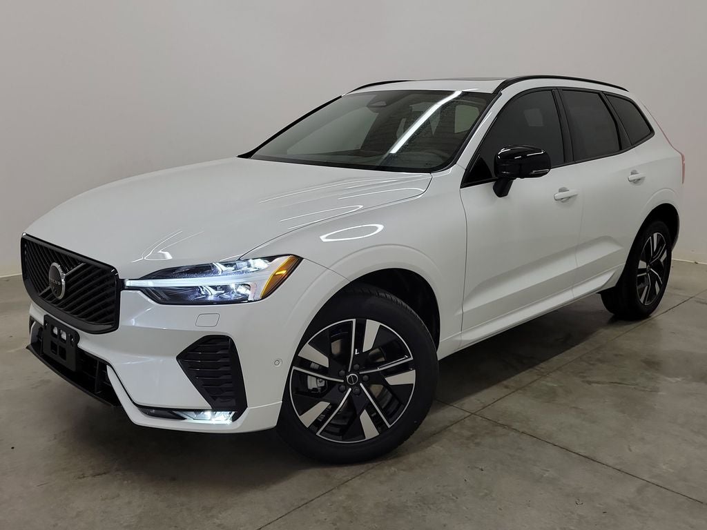 2026 Volvo XC60 B5 Plus