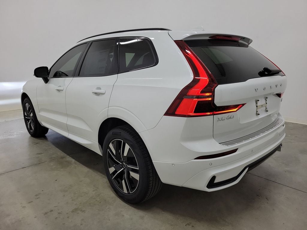 2026 Volvo XC60 B5 Plus