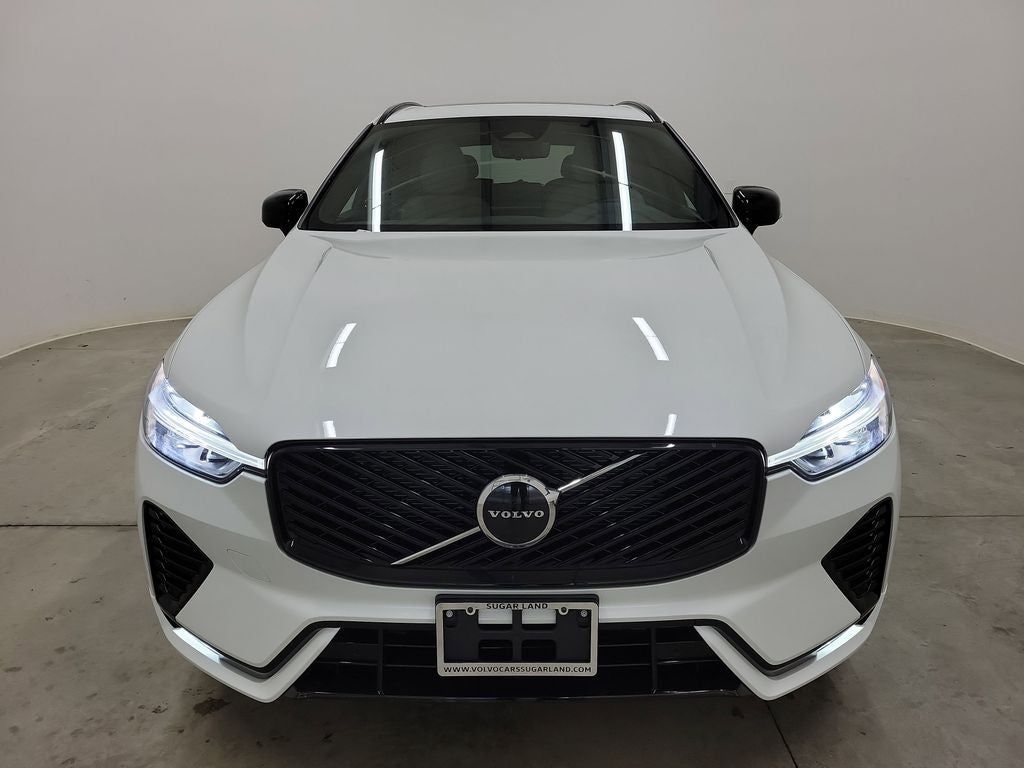 2026 Volvo XC60 B5 Core