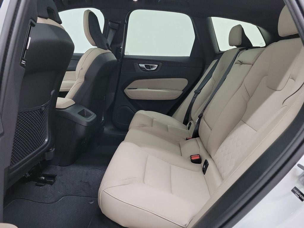 2026 Volvo XC60 B5 Core