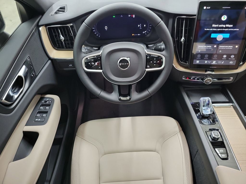 2026 Volvo XC60 B5 Core