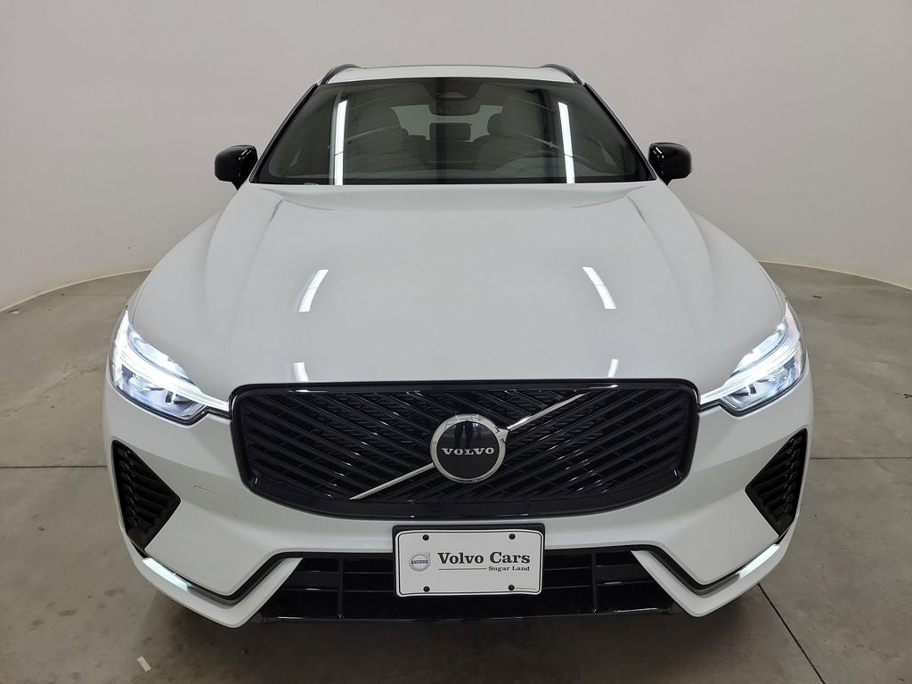 2026 Volvo XC60 B5 Core