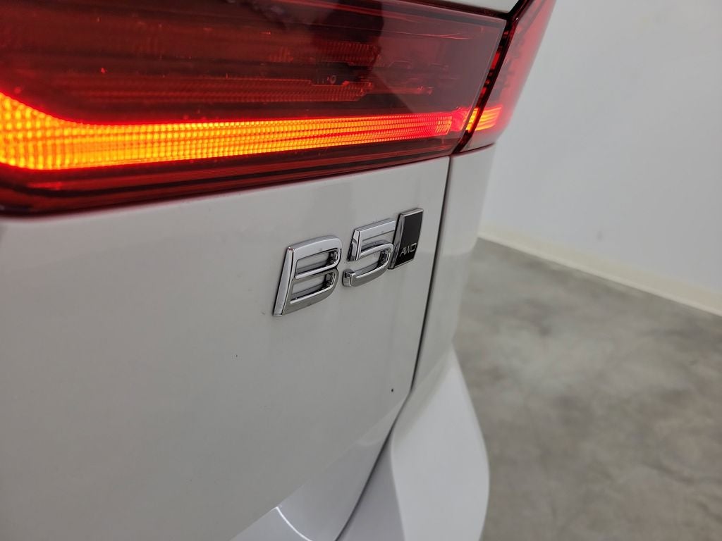 2026 Volvo XC60 B5 Core