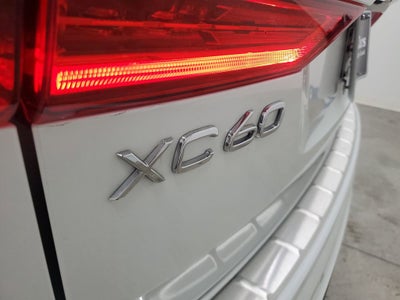2025 Volvo XC60 B5 Core