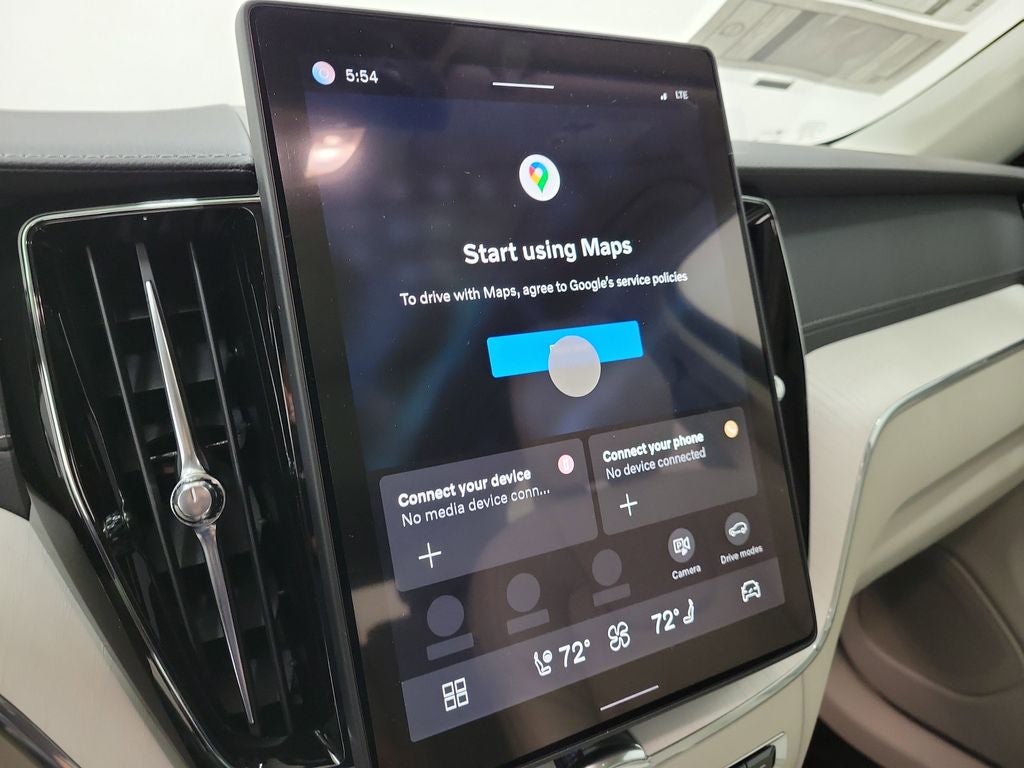 2026 Volvo XC60 B5 Ultra