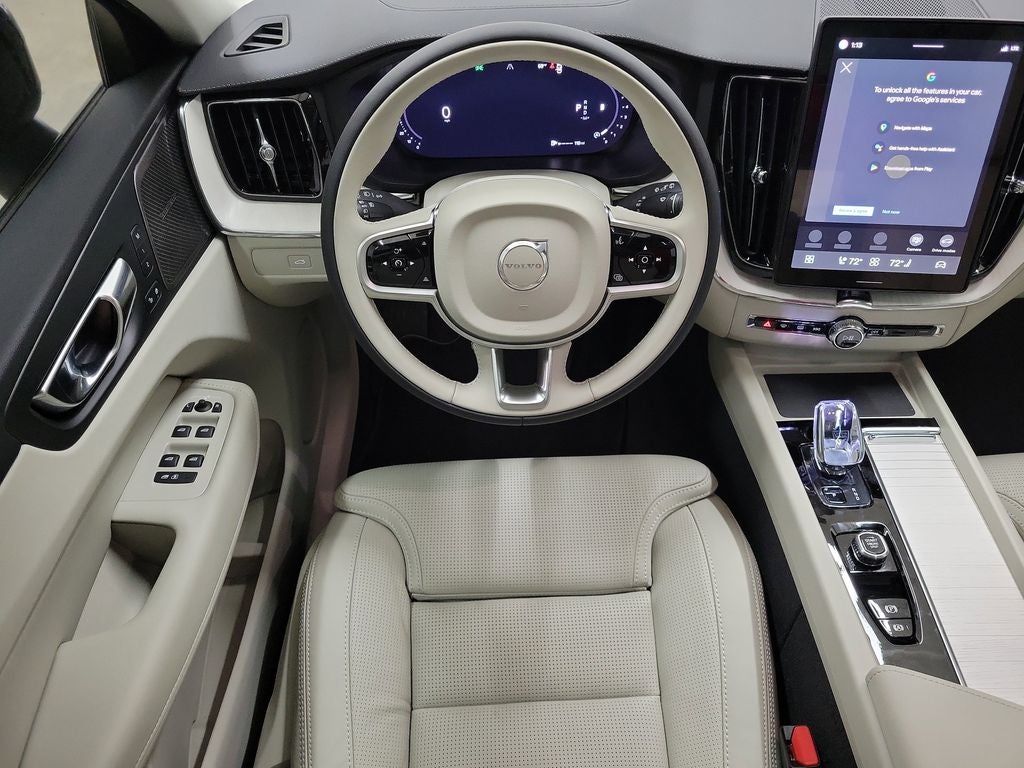 2026 Volvo XC60 B5 Ultra