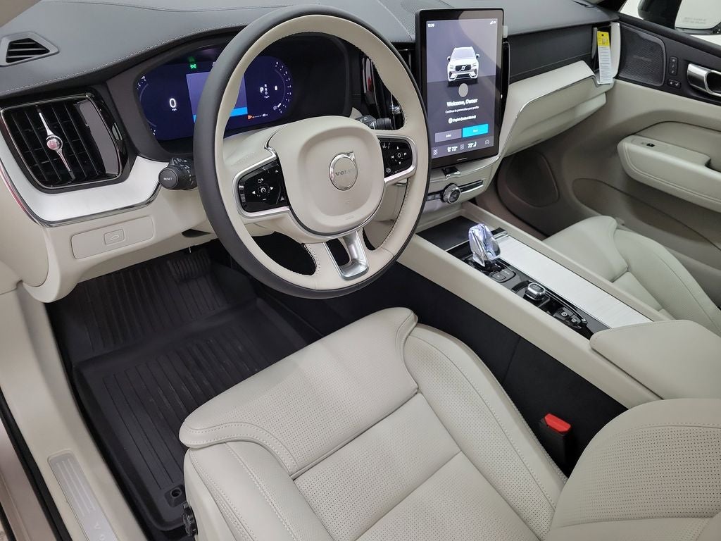 2026 Volvo XC60 B5 Ultra