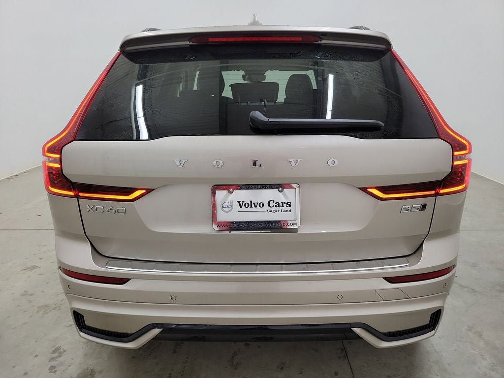 2026 Volvo XC60 B5 Ultra