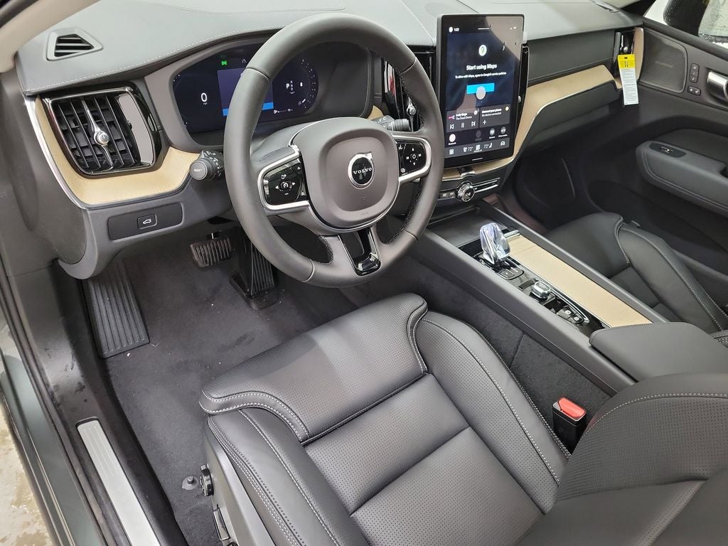 2026 Volvo XC60 B5 Ultra