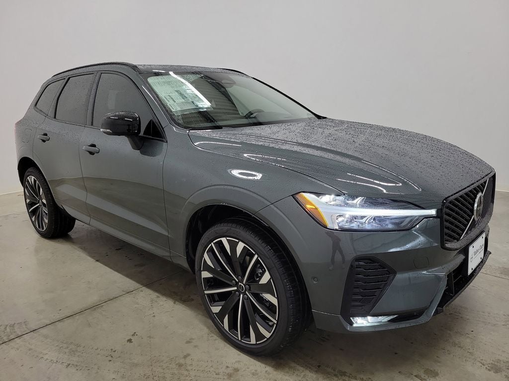 2026 Volvo XC60 B5 Ultra