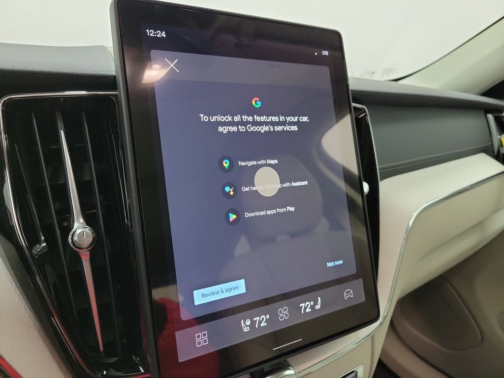 2026 Volvo XC60 B5 Ultra