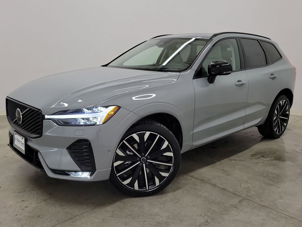 2026 Volvo XC60 B5 Ultra