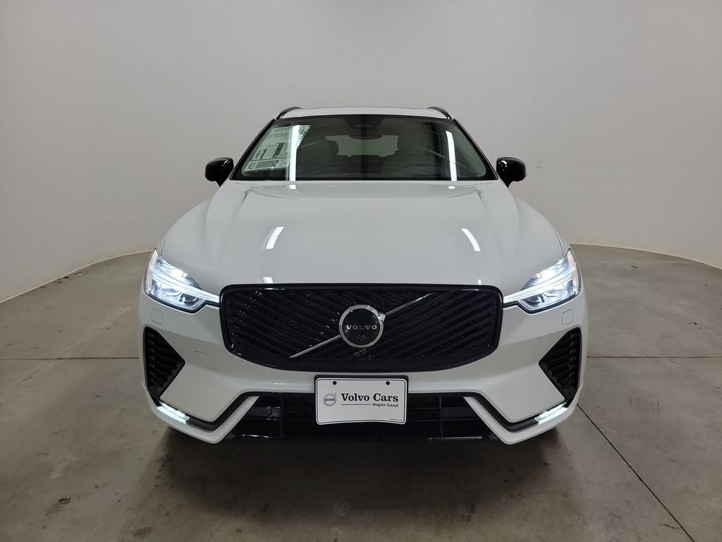2026 Volvo XC60 B5 Ultra