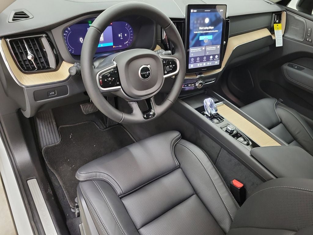 2026 Volvo XC60 B5 Ultra