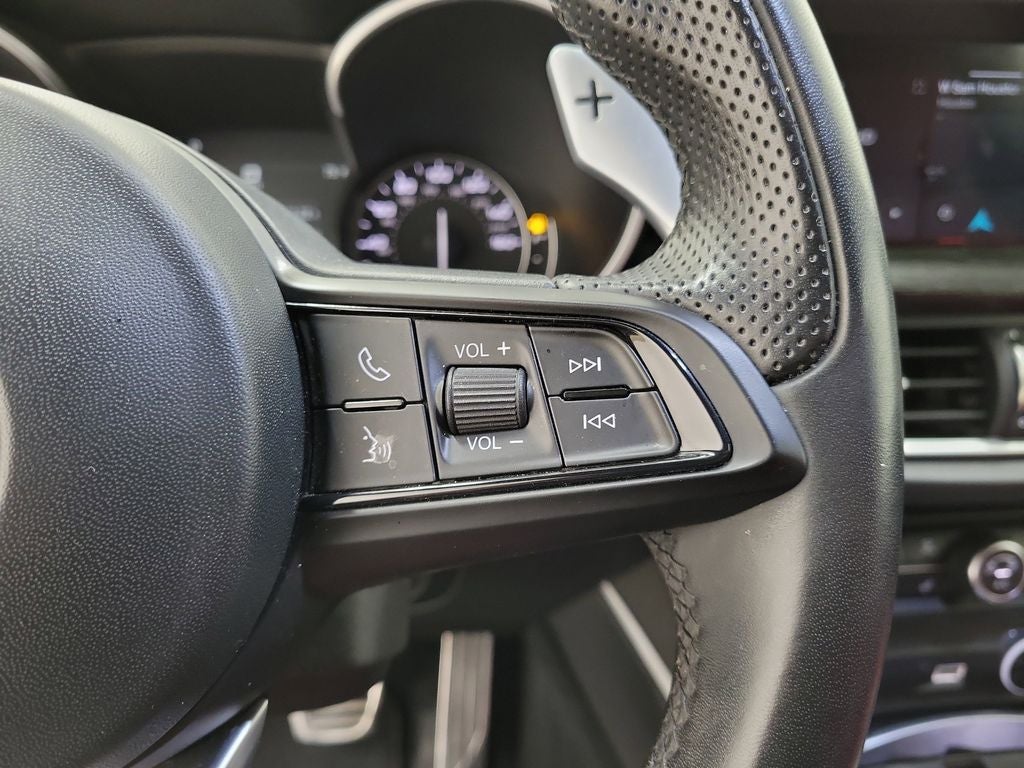 2023 Alfa Romeo Stelvio Sprint