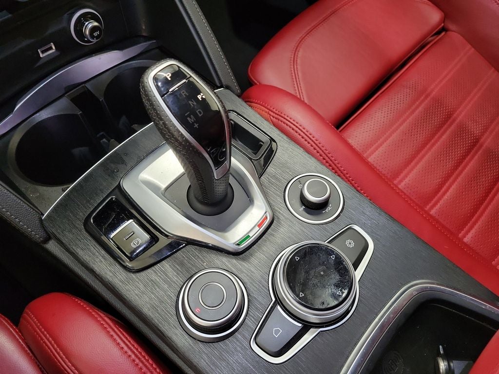 2023 Alfa Romeo Stelvio Sprint