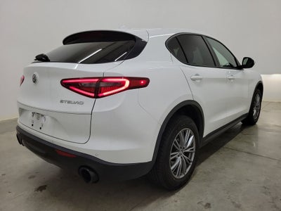 2023 Alfa Romeo Stelvio Sprint